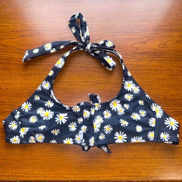 No Boundaries Daisy Floral Print Halter Bikini Swim Top Size Small - Picture 3 of 5